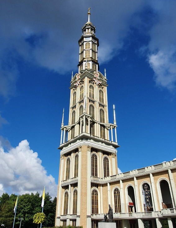 Instalacje przeciwpozarowe w obiektach publicznych - realizacja Lichen